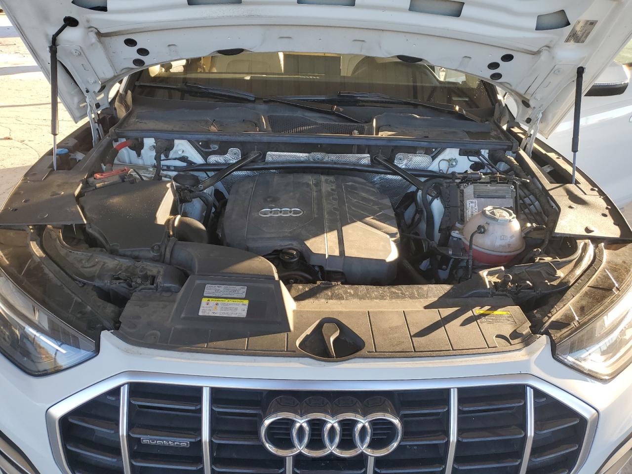 Audi Q5 Premium 40 Image 13