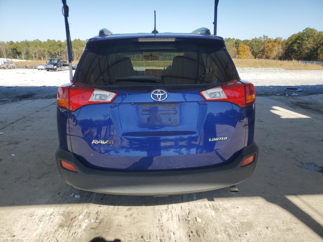 Toyota RAV4 Limited Image 13