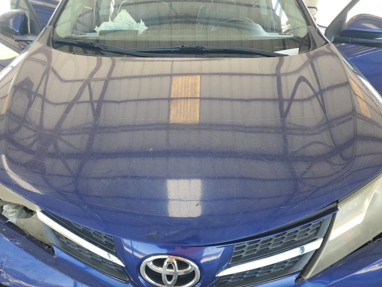 Toyota RAV4 Limited Image 8