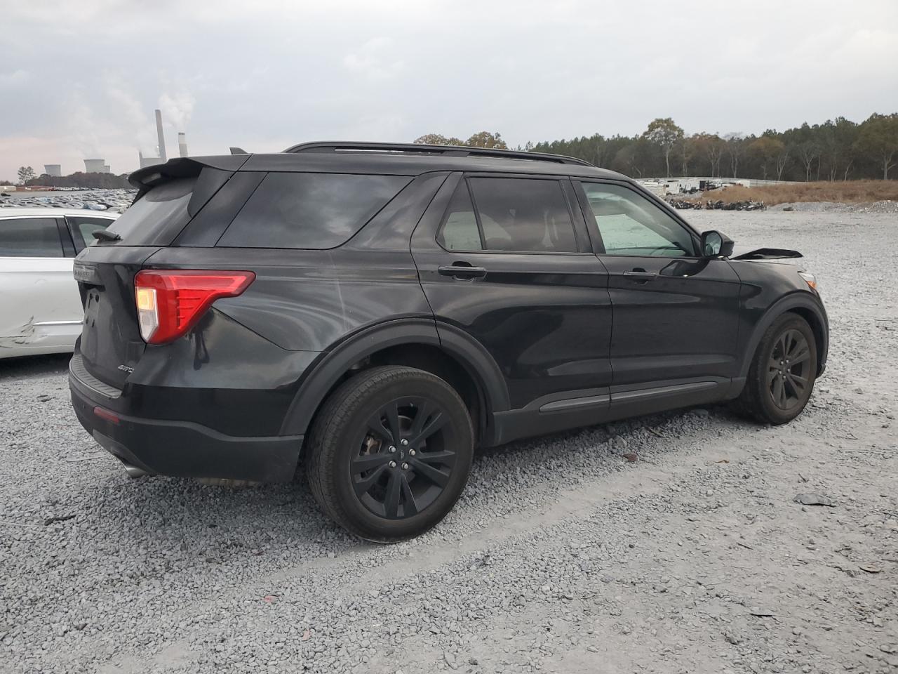 Ford Explorer Xlt Image 3