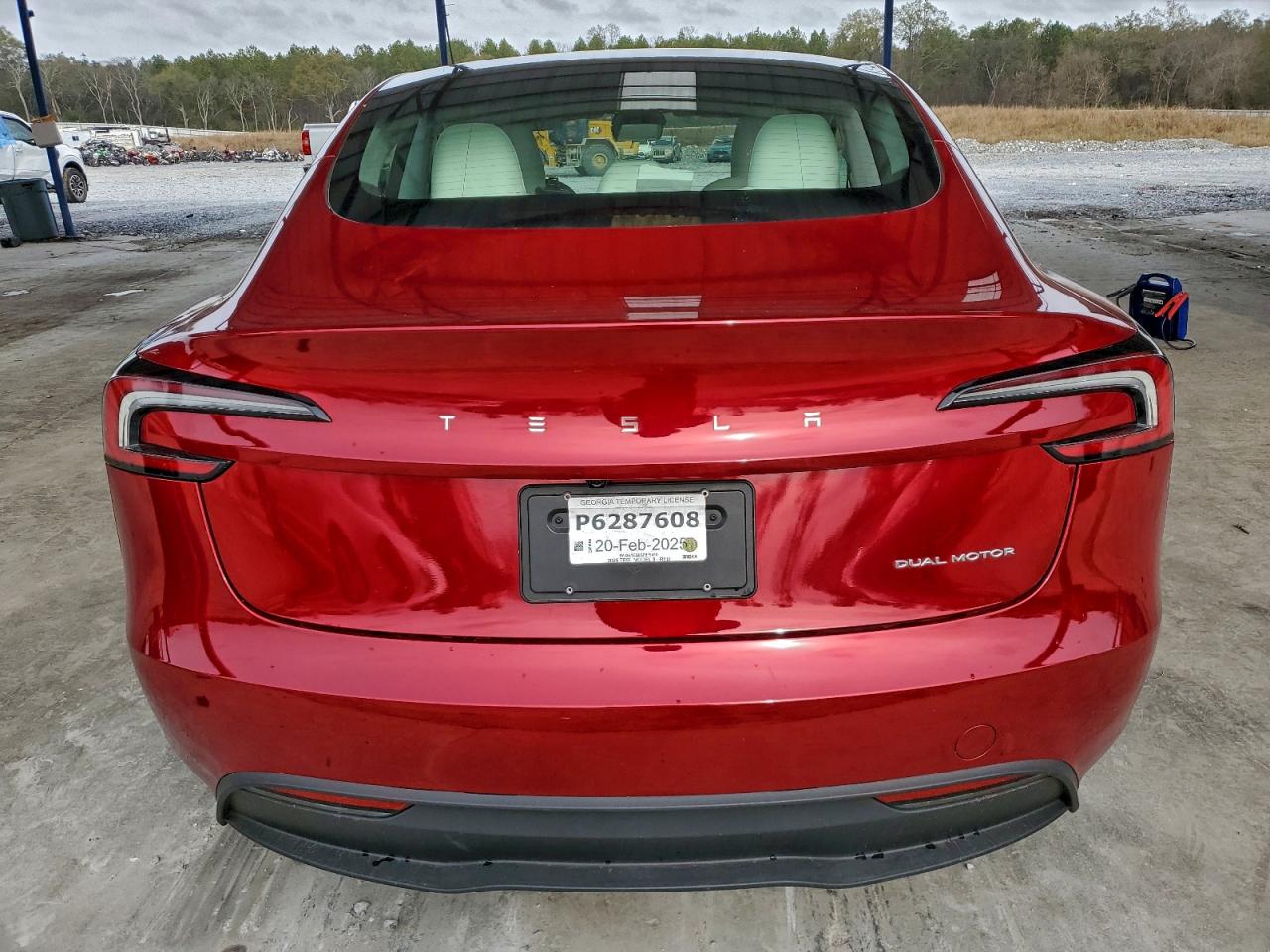 Tesla Model 3 Image 11