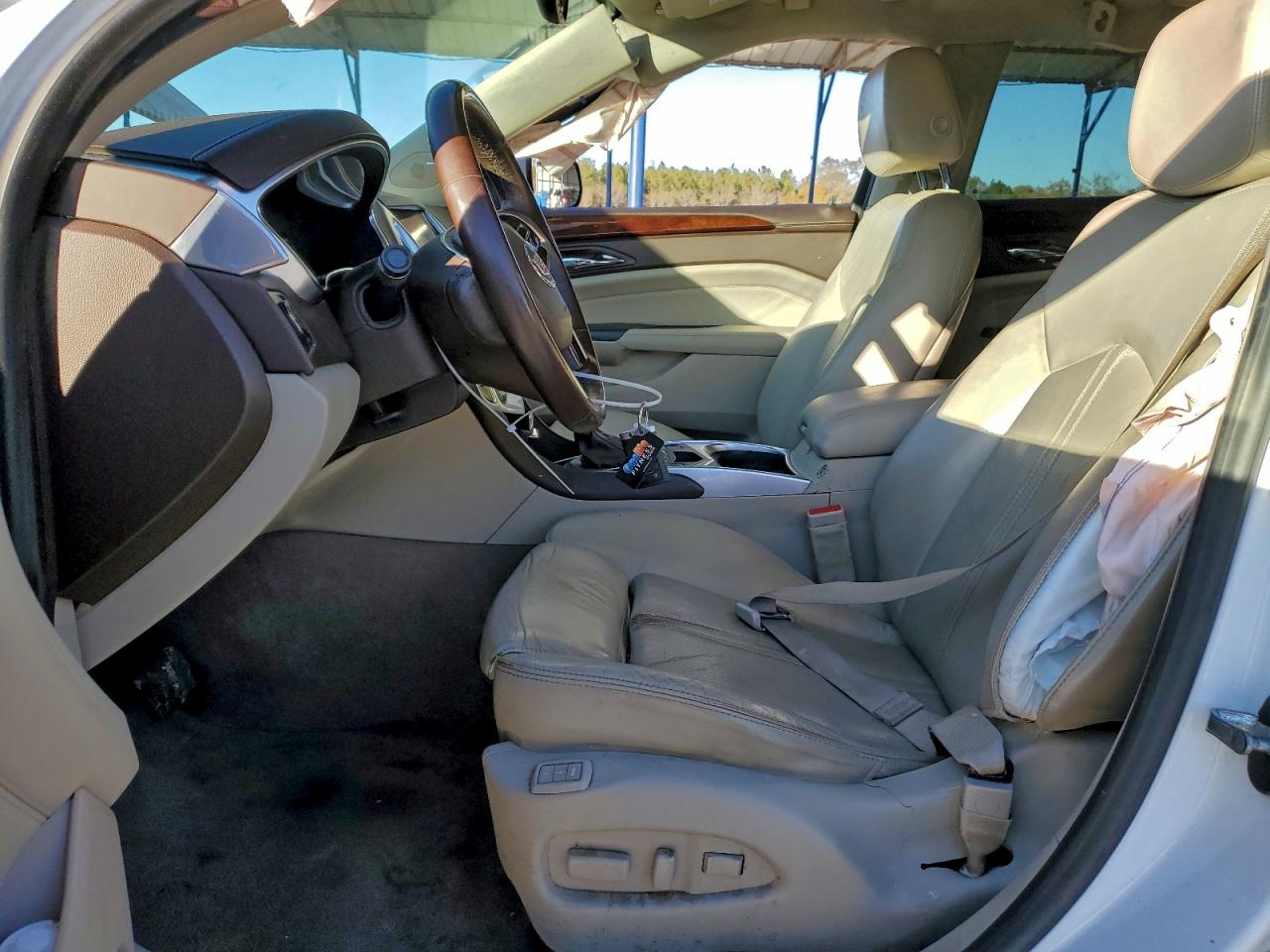 Cadillac SRX Luxury Collection Image 6