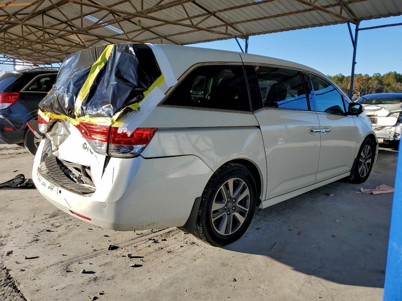 Honda Odyssey Touring Image 7