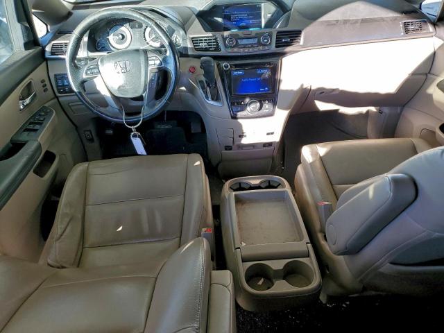 Honda Odyssey Touring Image 5