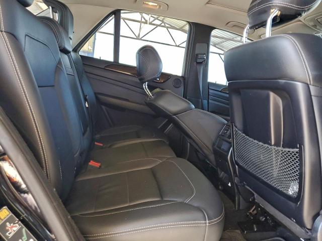 Mercedes-Benz M-Class 350 Image 12