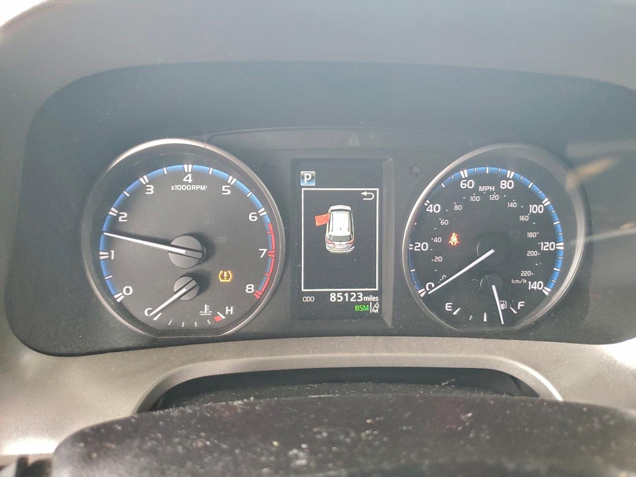 Toyota RAV4 Adventure Image 10