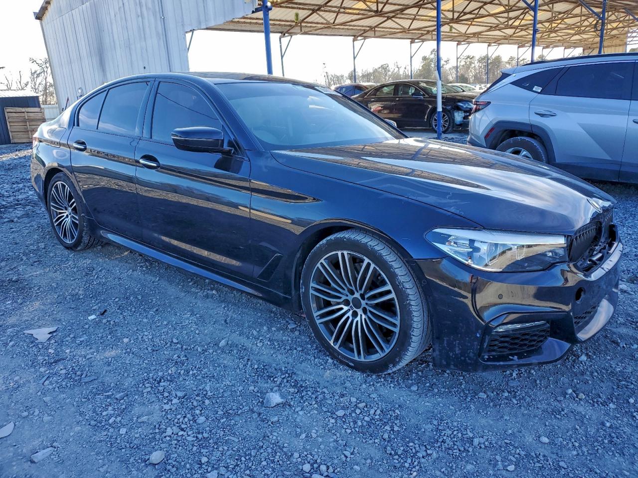 BMW 5 Series I Image 11