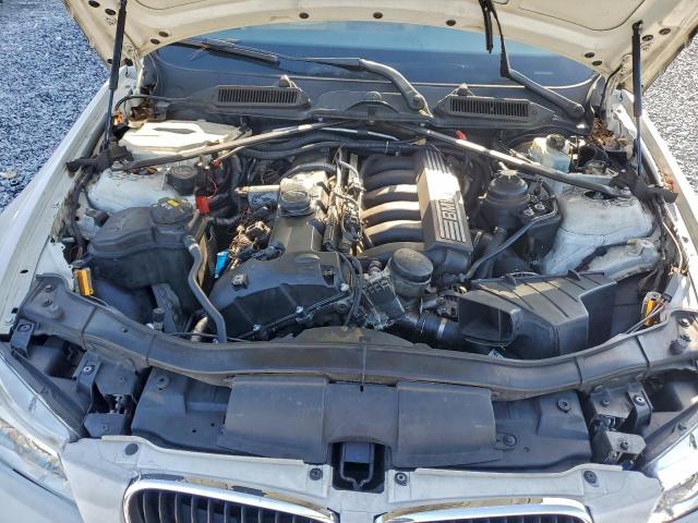 BMW 3 Series I Image 6