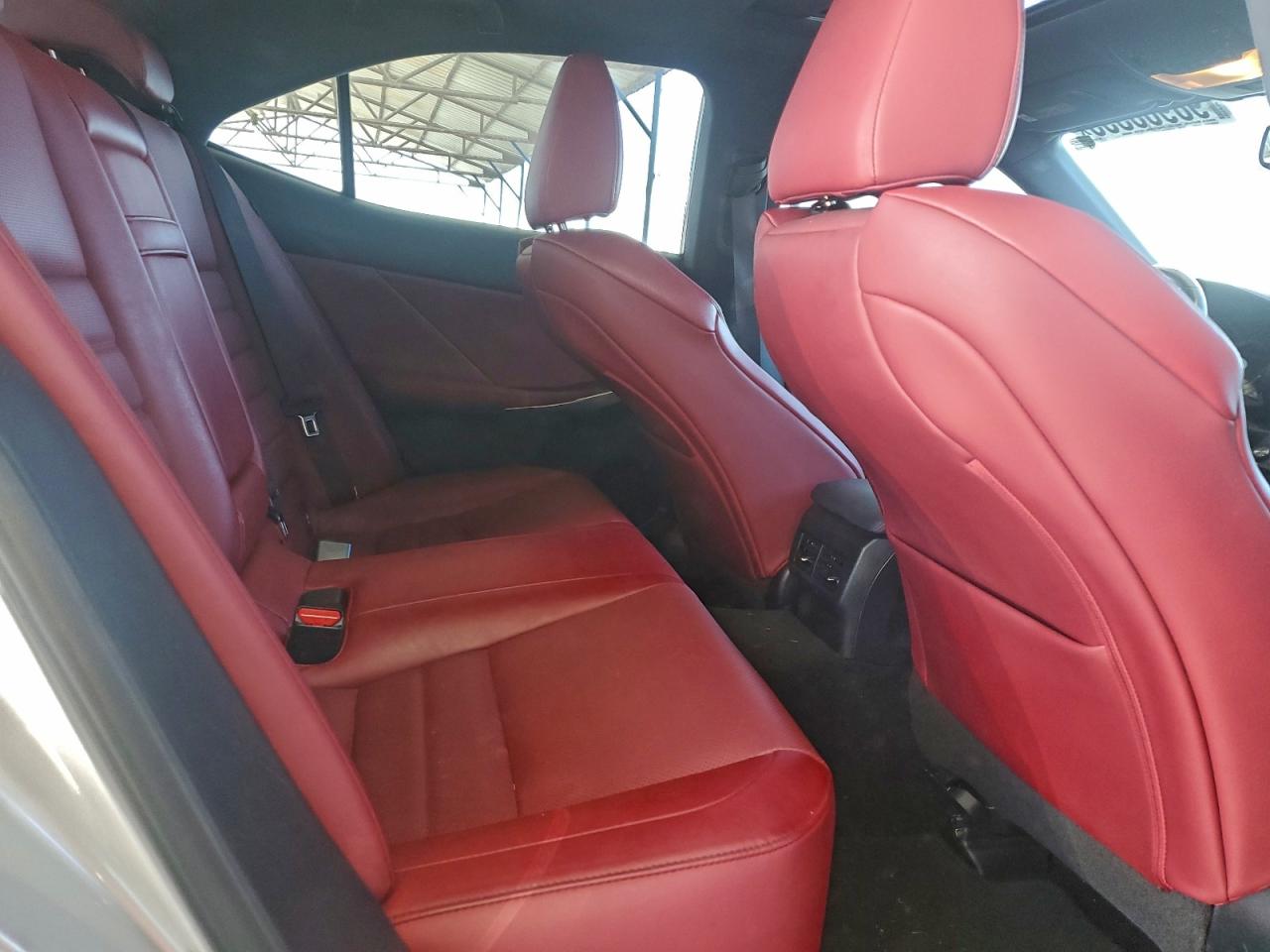 Lexus Is 200t Image 10