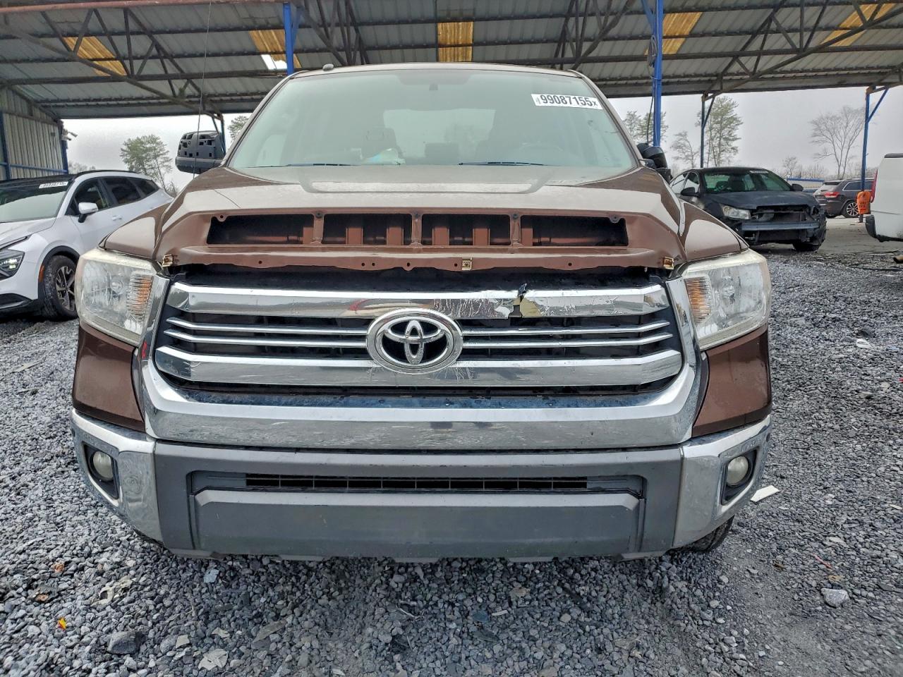 Toyota Tundra Crewmax 1794 Image 12