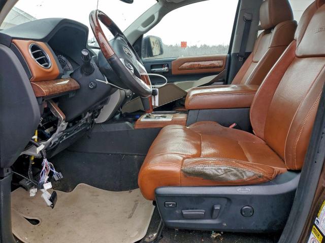 Toyota Tundra Crewmax 1794 Image 4