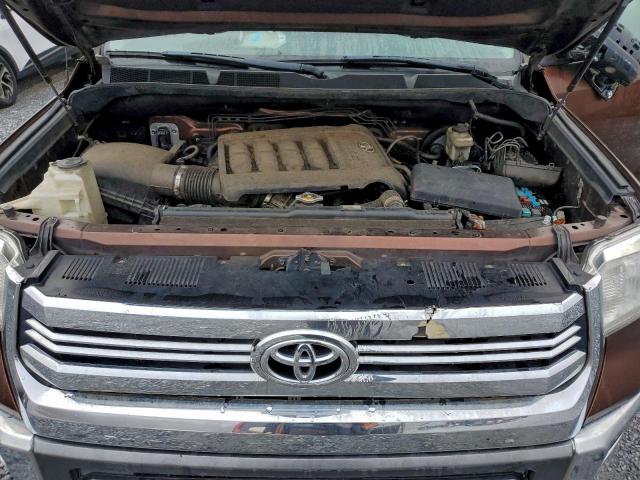 Toyota Tundra Crewmax 1794 Image 7
