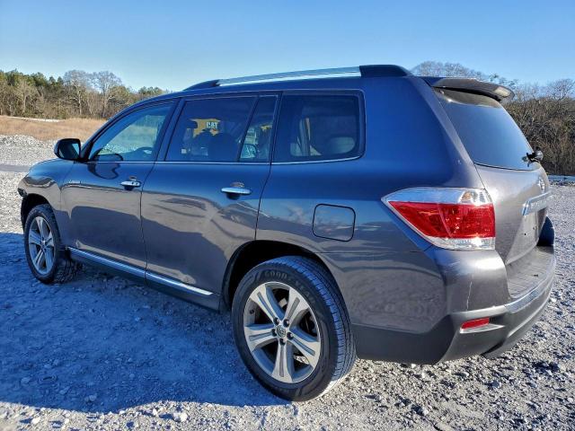 Toyota Highlander Limited Image 2