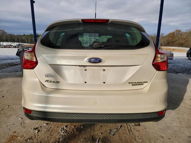 Ford Focus Titanium Image 9