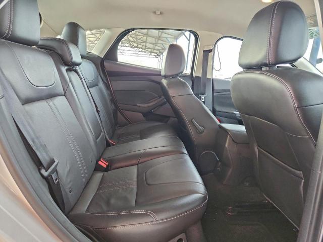 Ford Focus Titanium Image 12