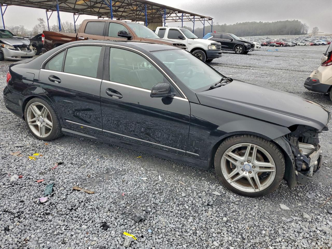 Mercedes-Benz C-Class 250 Image 6