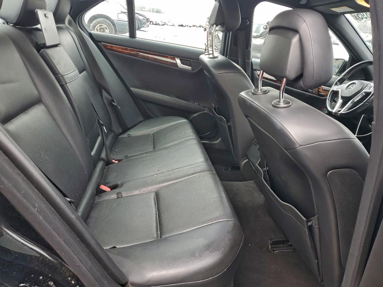 Mercedes-Benz C-Class 250 Image 3