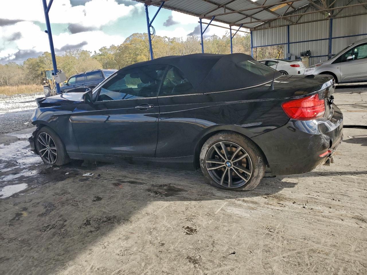 BMW 2 Series Image 2