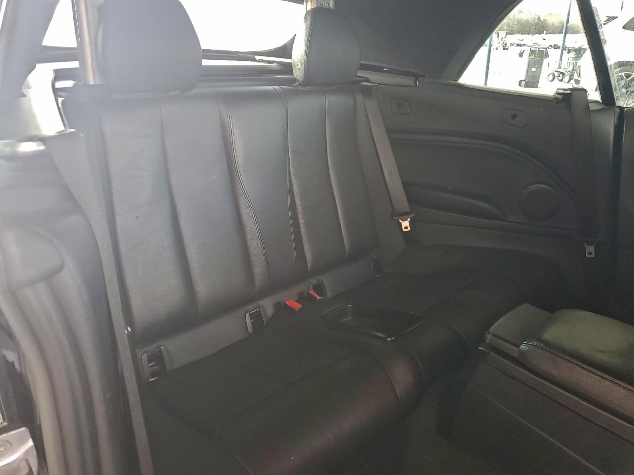 BMW 2 Series Image 10