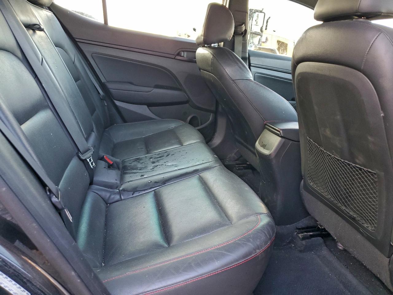 Hyundai ELANTRA Sport Image 6