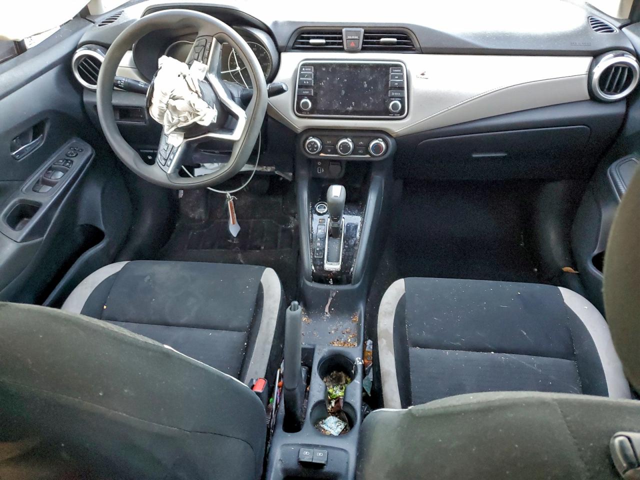 Nissan Versa Sv Image 10