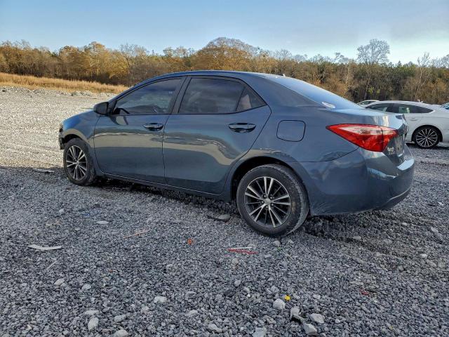 Toyota Corolla L Image 11