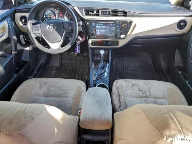 Toyota Corolla L Image 9