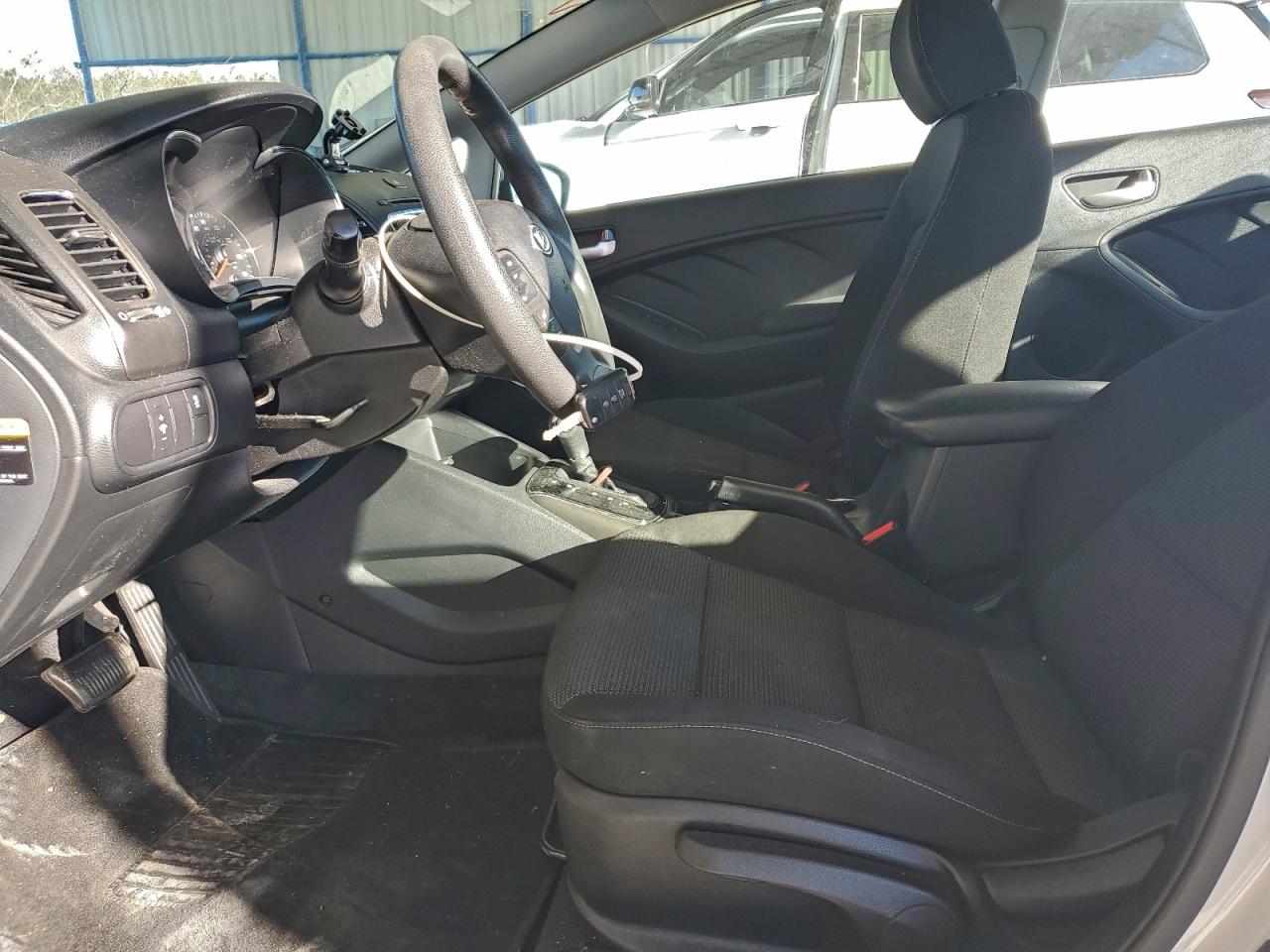 Kia Forte Lx Image 5