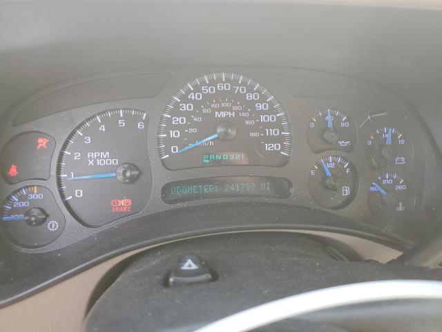 Chevrolet Silverado K2500 Image 7