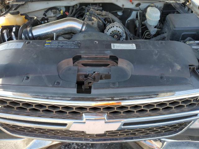 Chevrolet Silverado K2500 Image 8