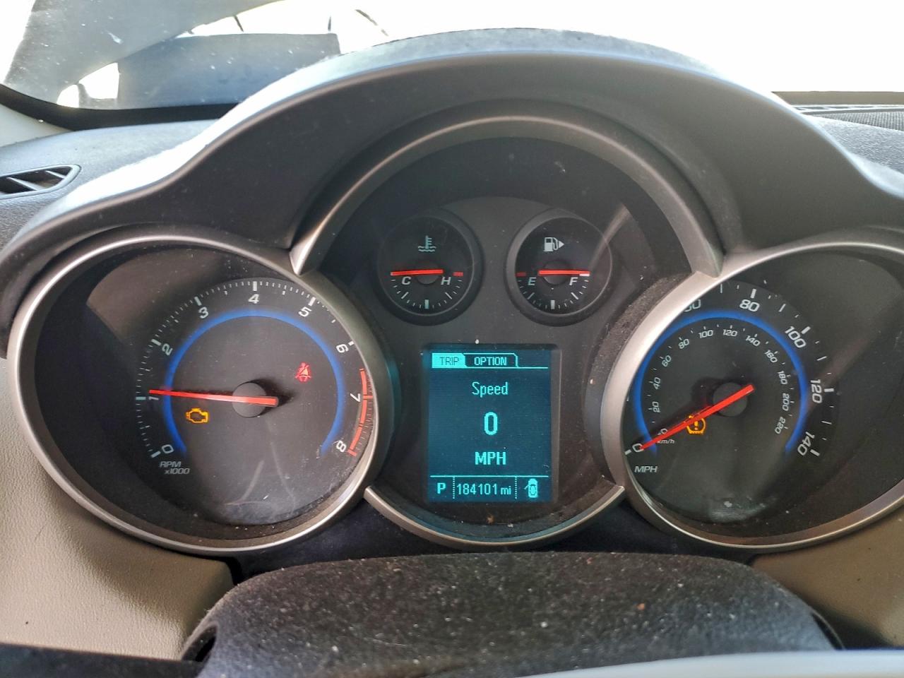 Chevrolet Cruze Ls Image 6