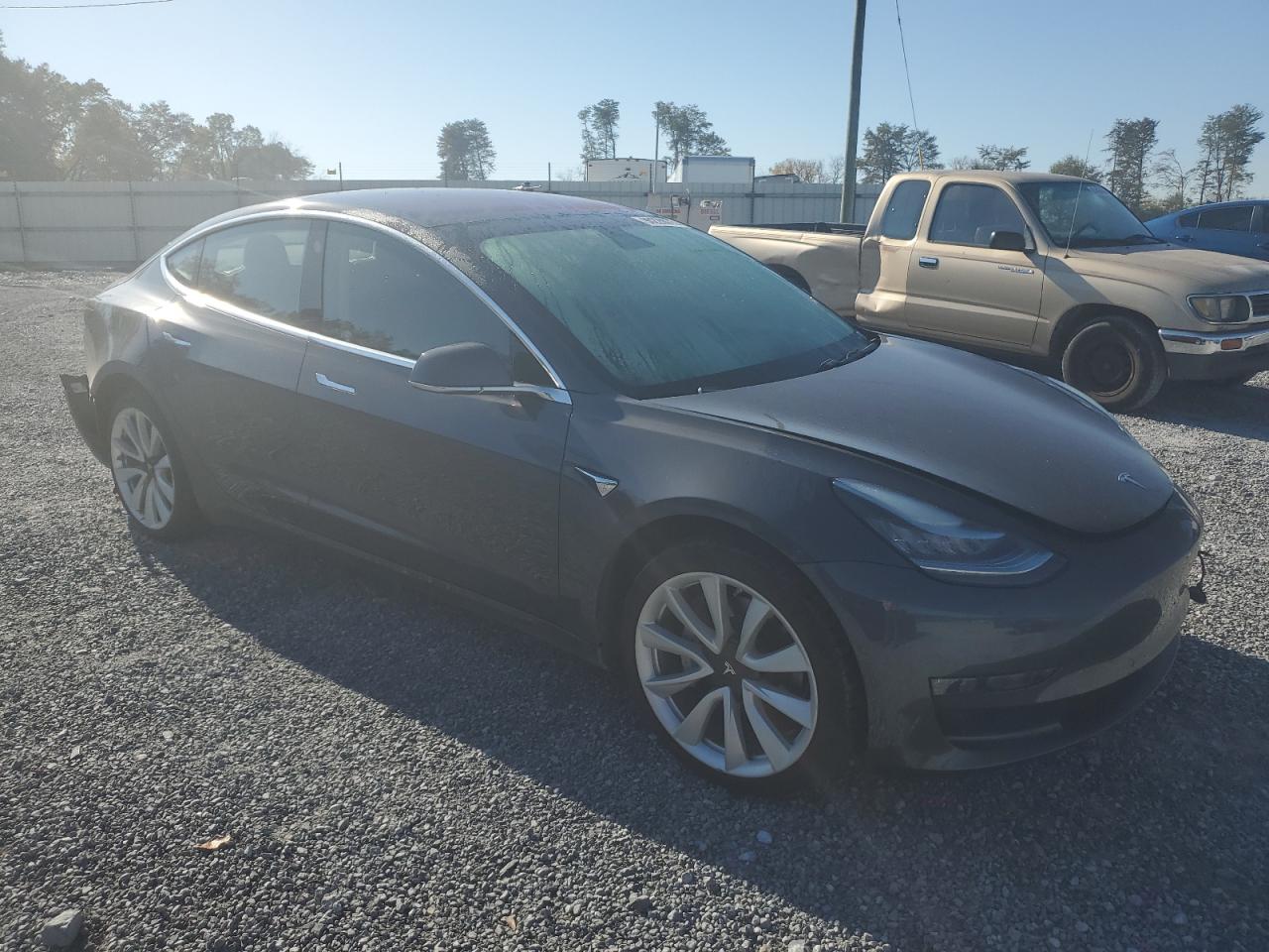 Tesla Model 3 Image 6