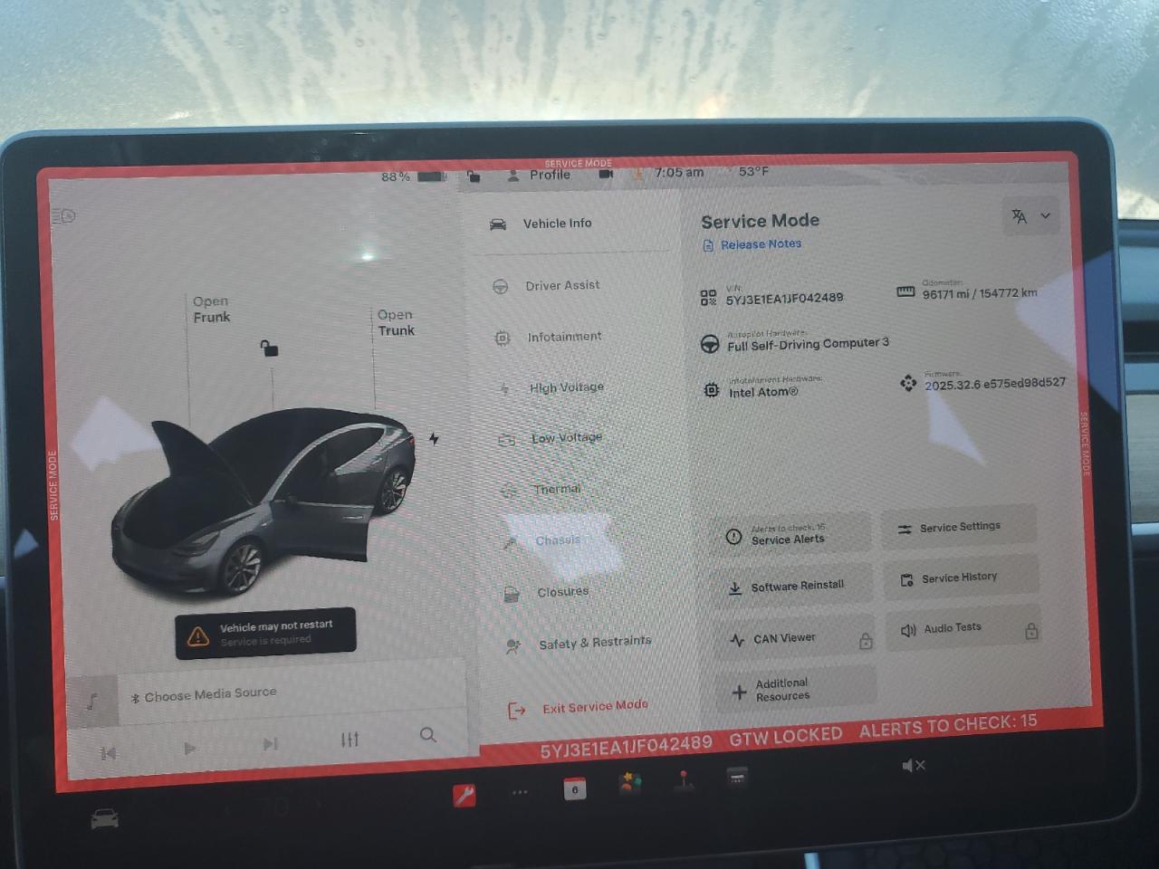 Tesla Model 3 Image 4