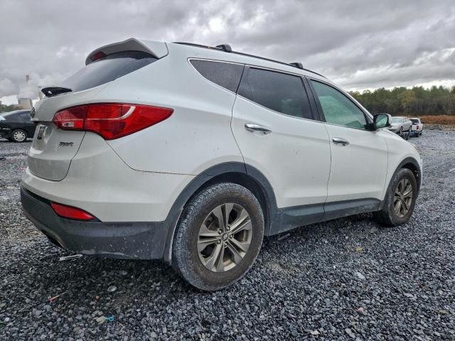 Hyundai SANTA FE Image 7