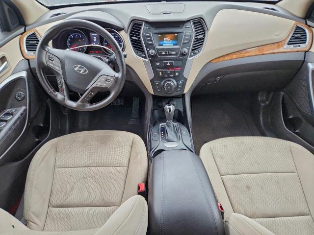 Hyundai SANTA FE Image 6