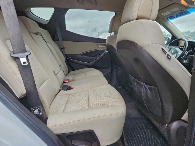 Hyundai SANTA FE Image 9