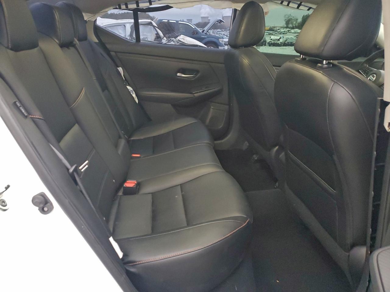 Nissan Sentra Sr Image 8