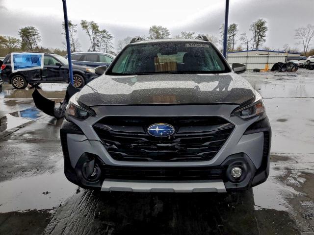 Subaru Outback Touring Image 4