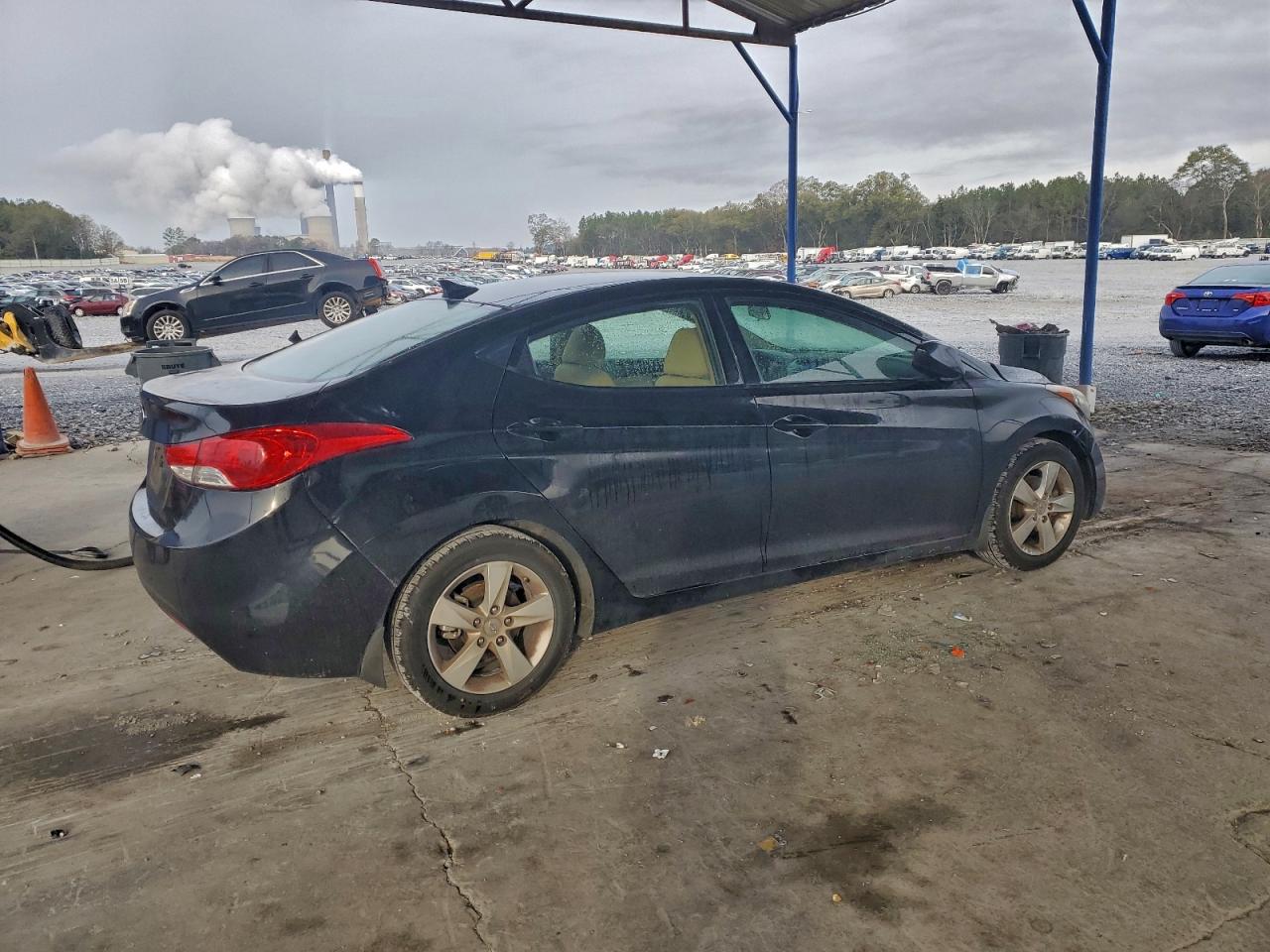 Hyundai ELANTRA Gls Image 2