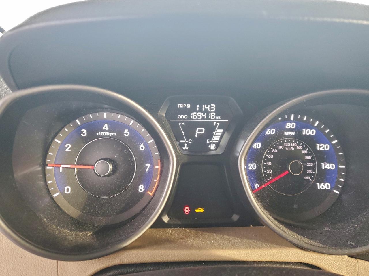 Hyundai ELANTRA Gls Image 11