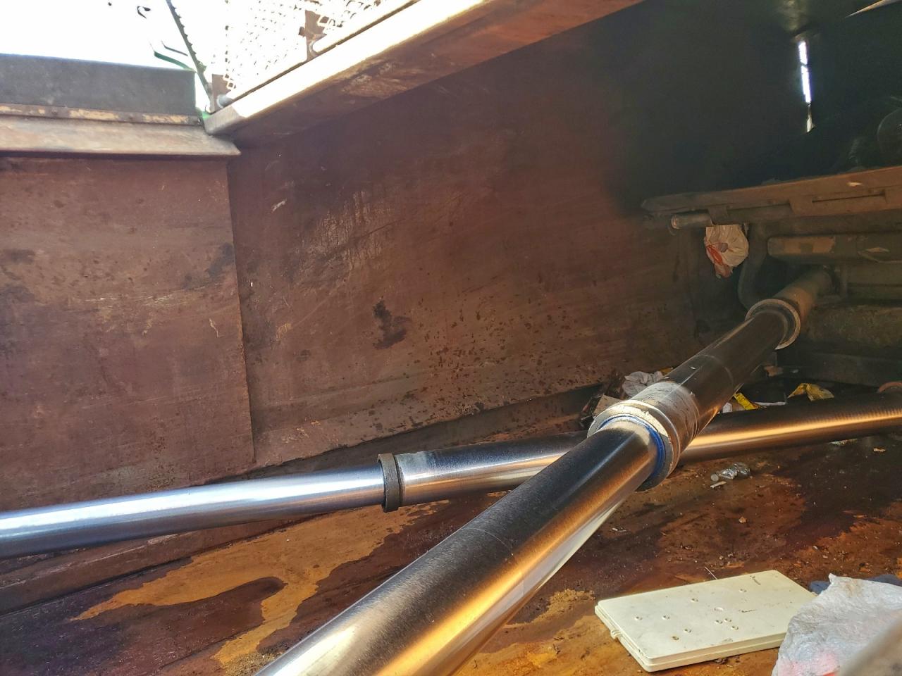 Peterbilt Tractor 320 Image 10