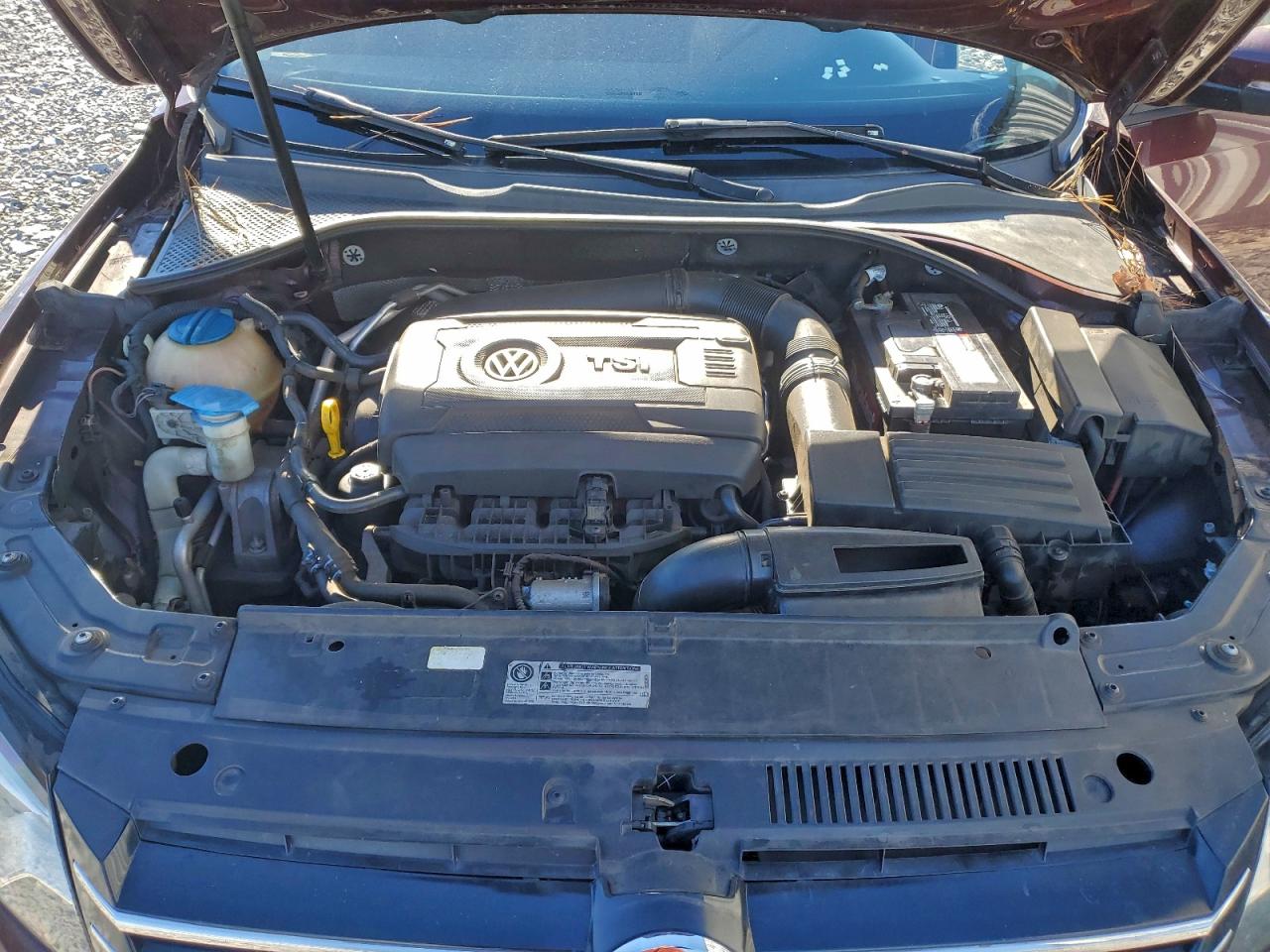 Volkswagen Passat S Image 8