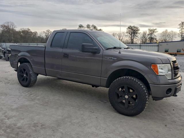 Ford F-150 Super Cab Image 7