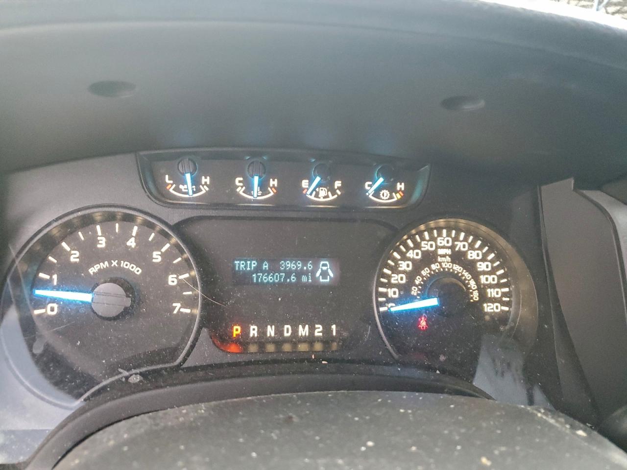 Ford F-150 Super Cab Image 8