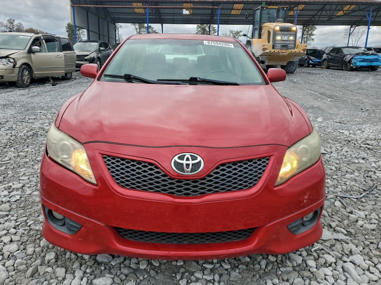 Toyota Camry Base Image 3