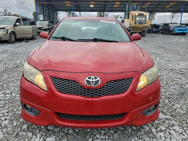 Toyota Camry Base Image 3