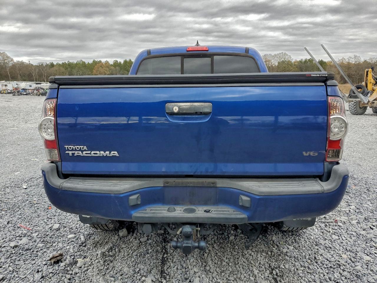 Toyota Tacoma Double Cab Image 7