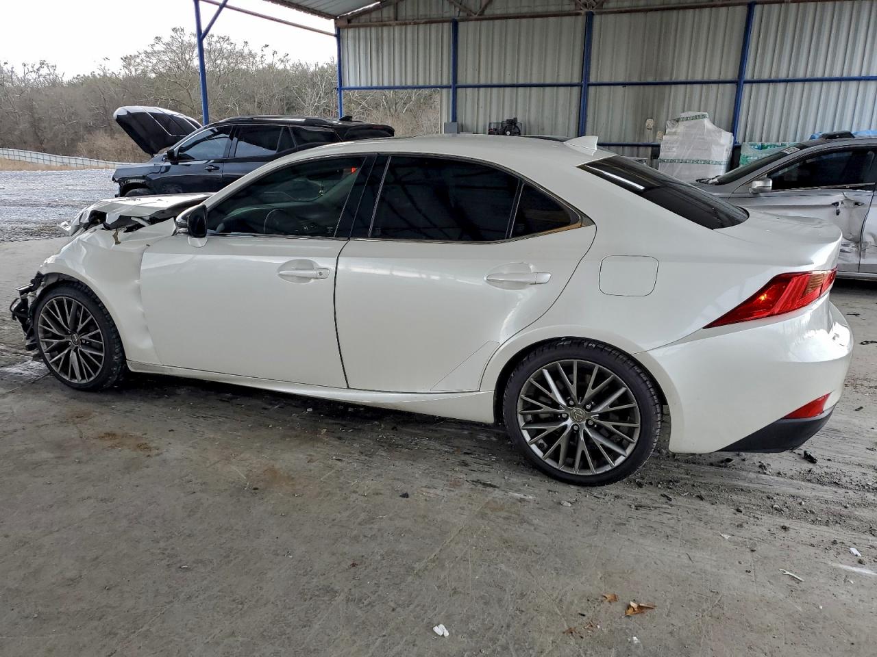 Lexus Is 200t Image 2