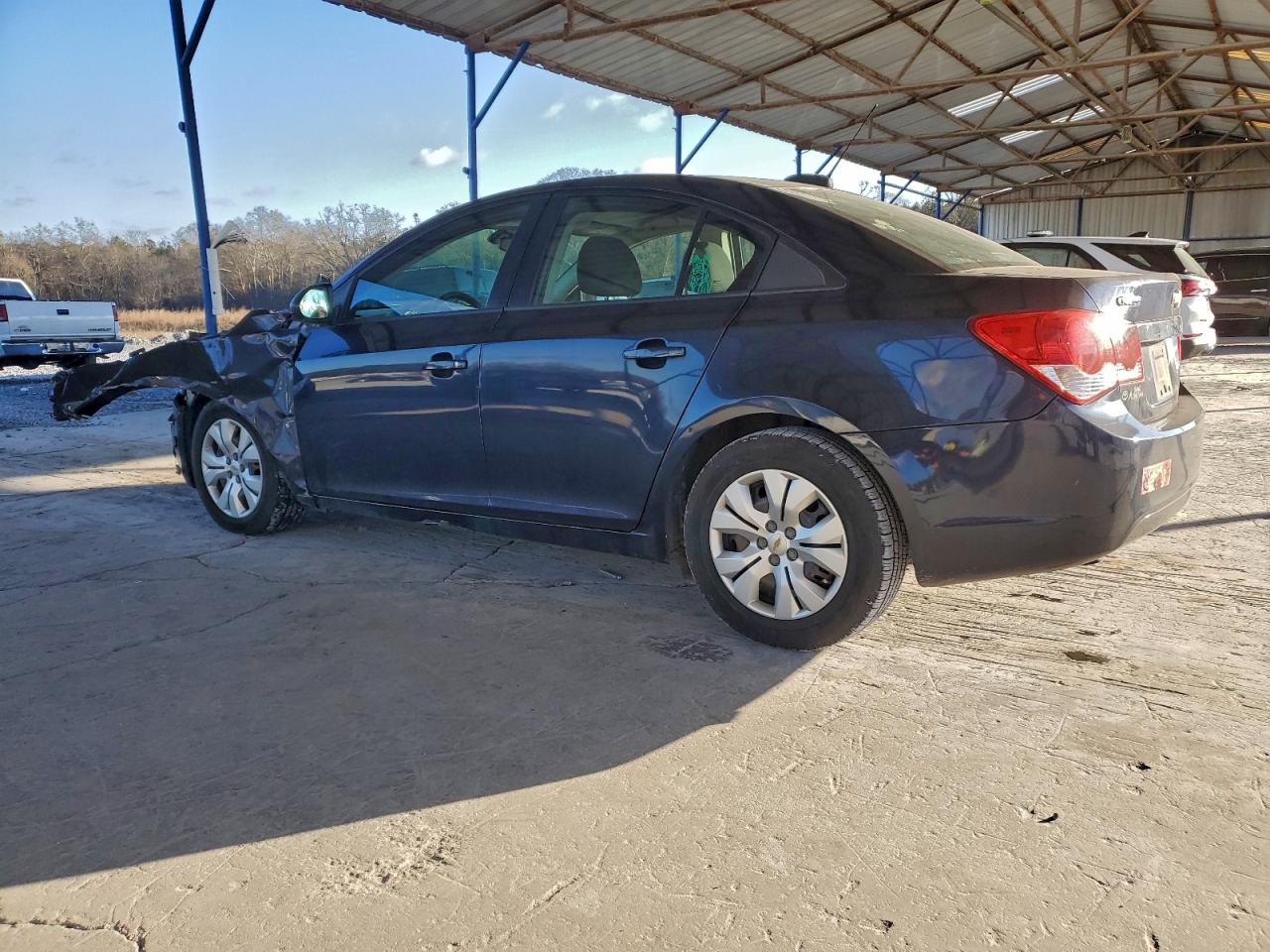 Chevrolet Cruze Ls Image 3