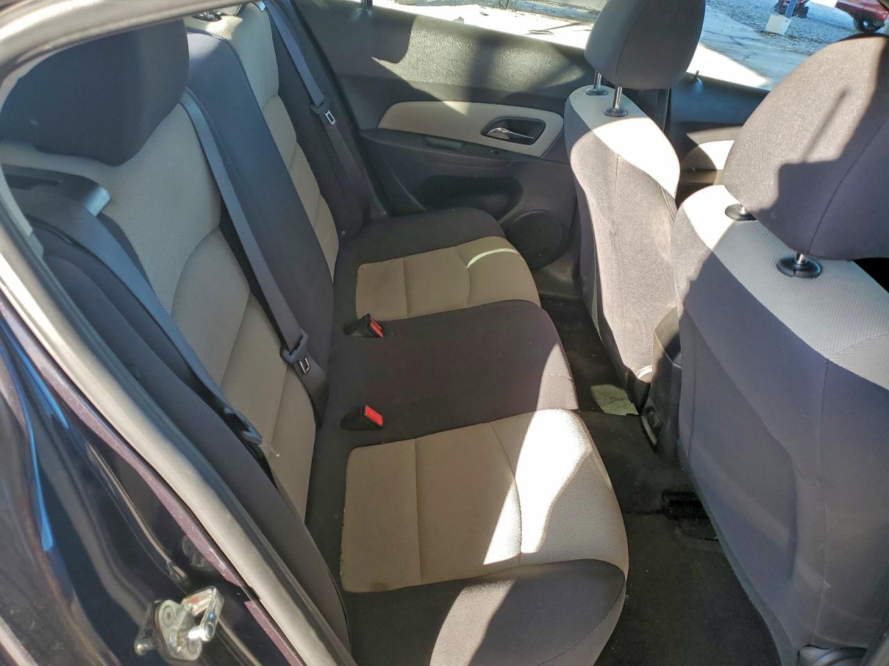 Chevrolet Cruze Ls Image 7